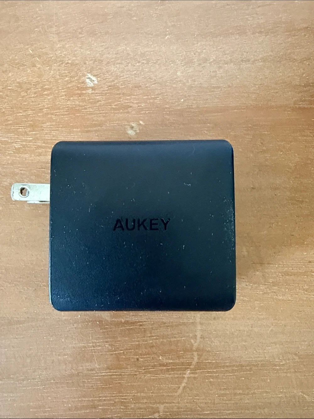 Aukey powerful black